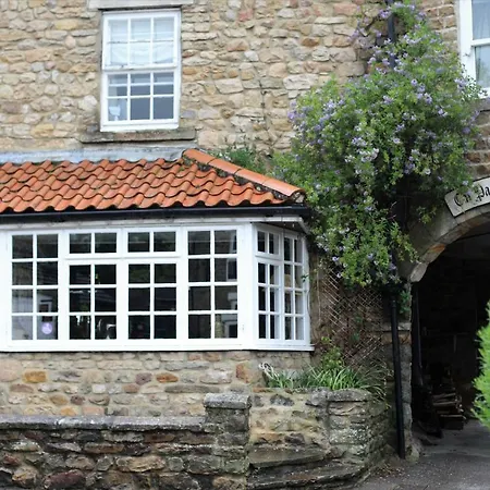 The Countryman's Han/Misafirhane Hunton (North Yorkshire)